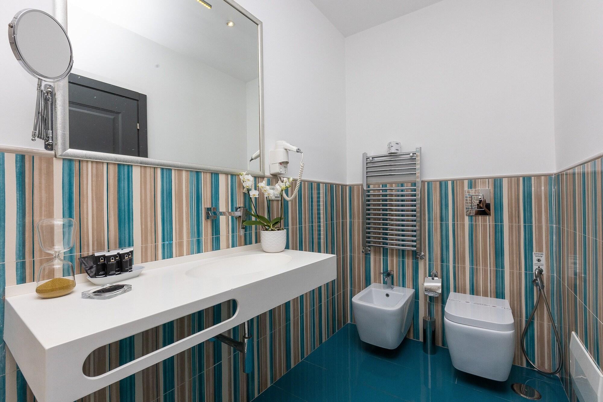 Deluxe, Jetted Tub, Hotel Castellino Roma 8/8