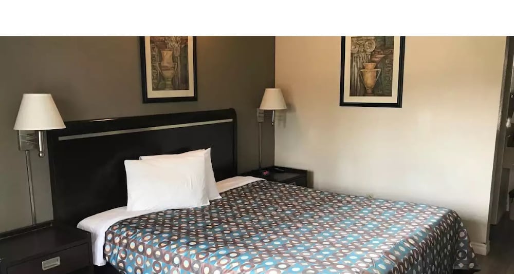 Rodeway Inn Ontario Mills Mall 6/18