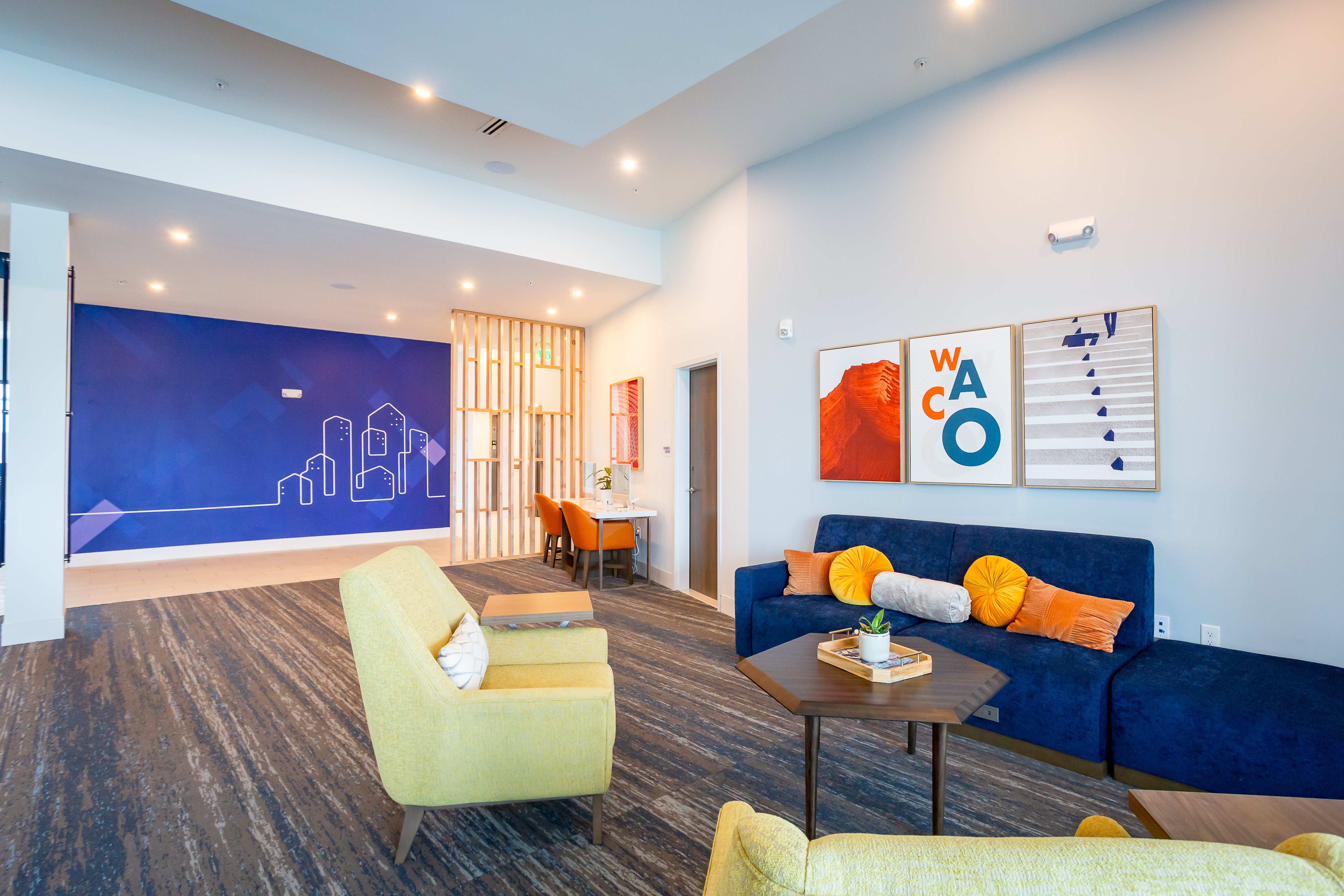Holiday Inn Express and Suites Waco Downtown by IHG 25/40