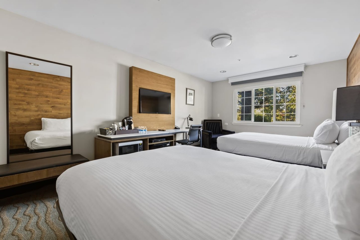 The Row Hotel, Bw Signature Collection 8/34