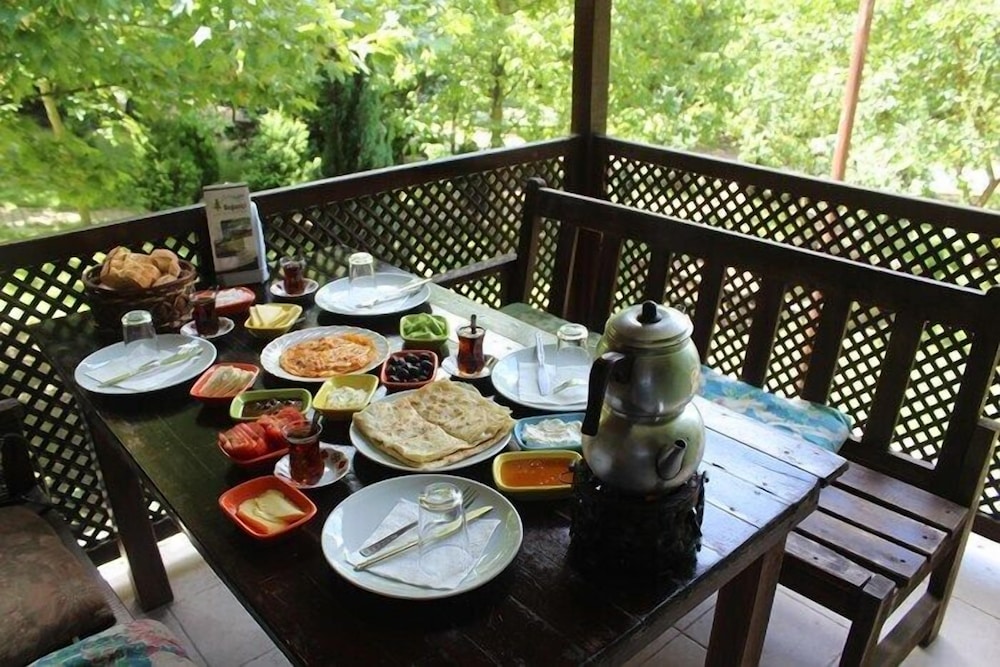 Bogazici Butik Otel Masukiye 8/23
