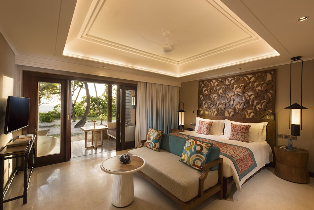 Constance Lemuria Praslin Seychelles 50/80