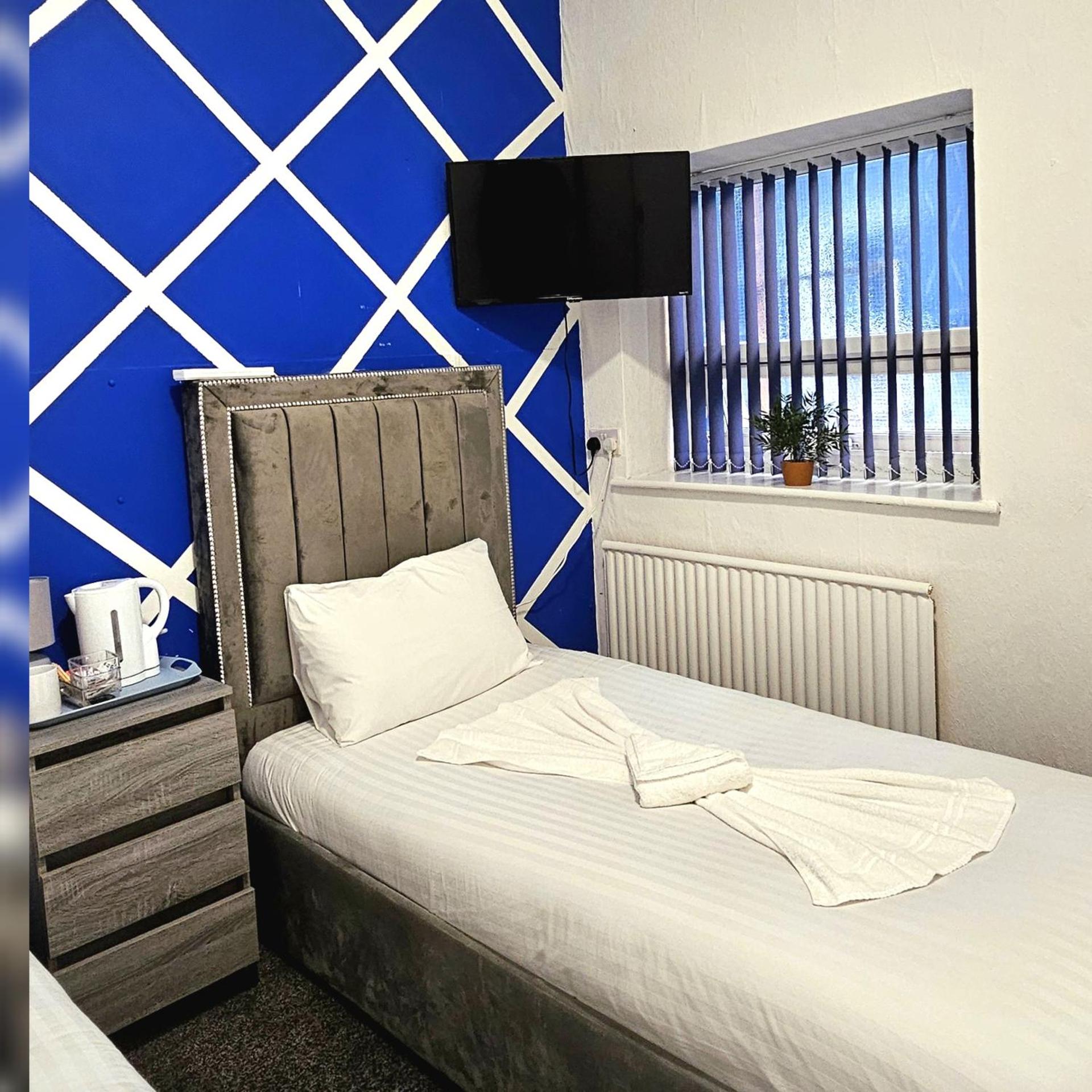 Sapphire hotel blackpool promenade 6/16