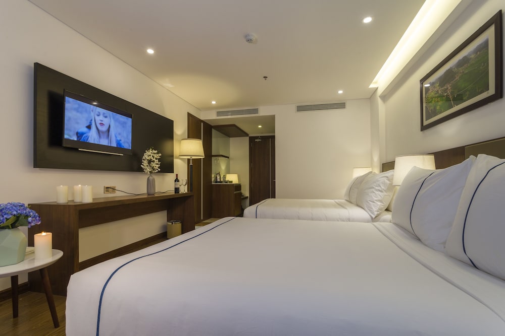 Pavilion Hotel Da Nang 17/77