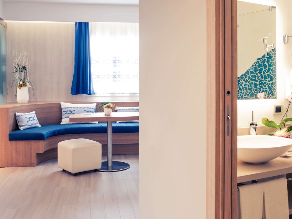 Mercure Olbia Hotel e Spa 57/76