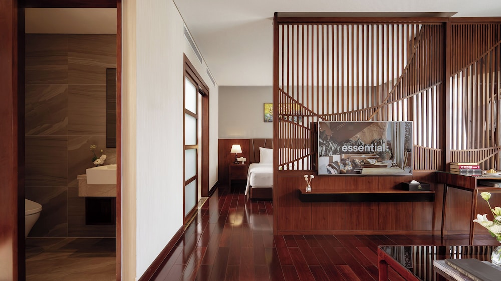 Orchids Hotel Saigon 10/70