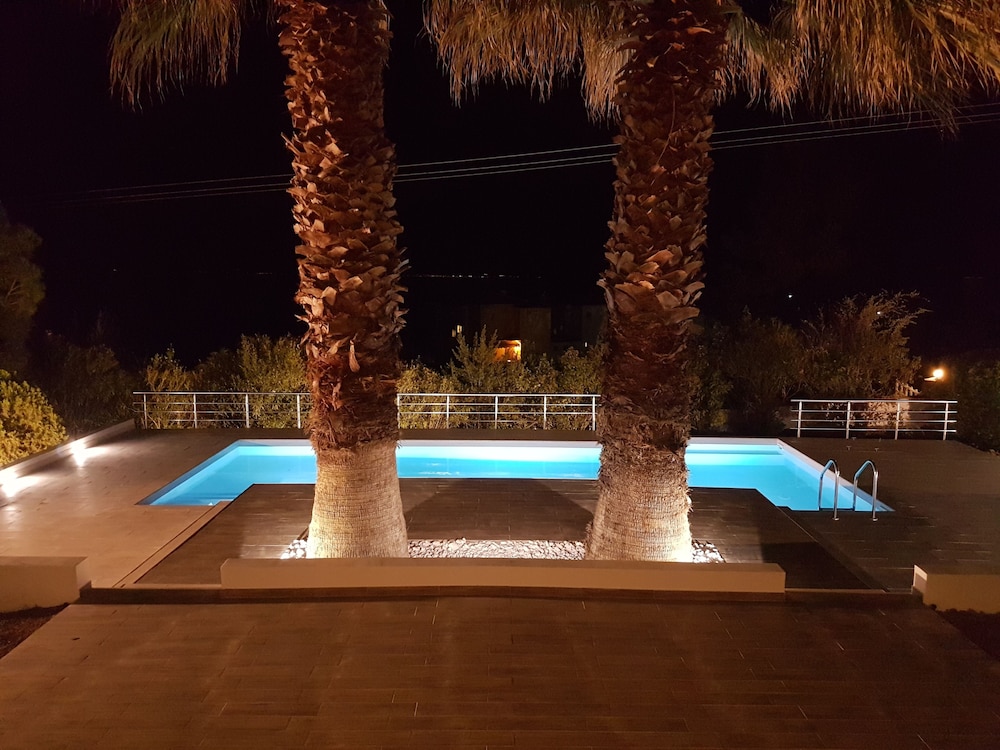 Luxurious Villa Anna Maria 41/50