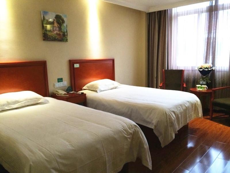 GreenTree Inn Shandong Jinan Suncun New District Express Hotel 7/18