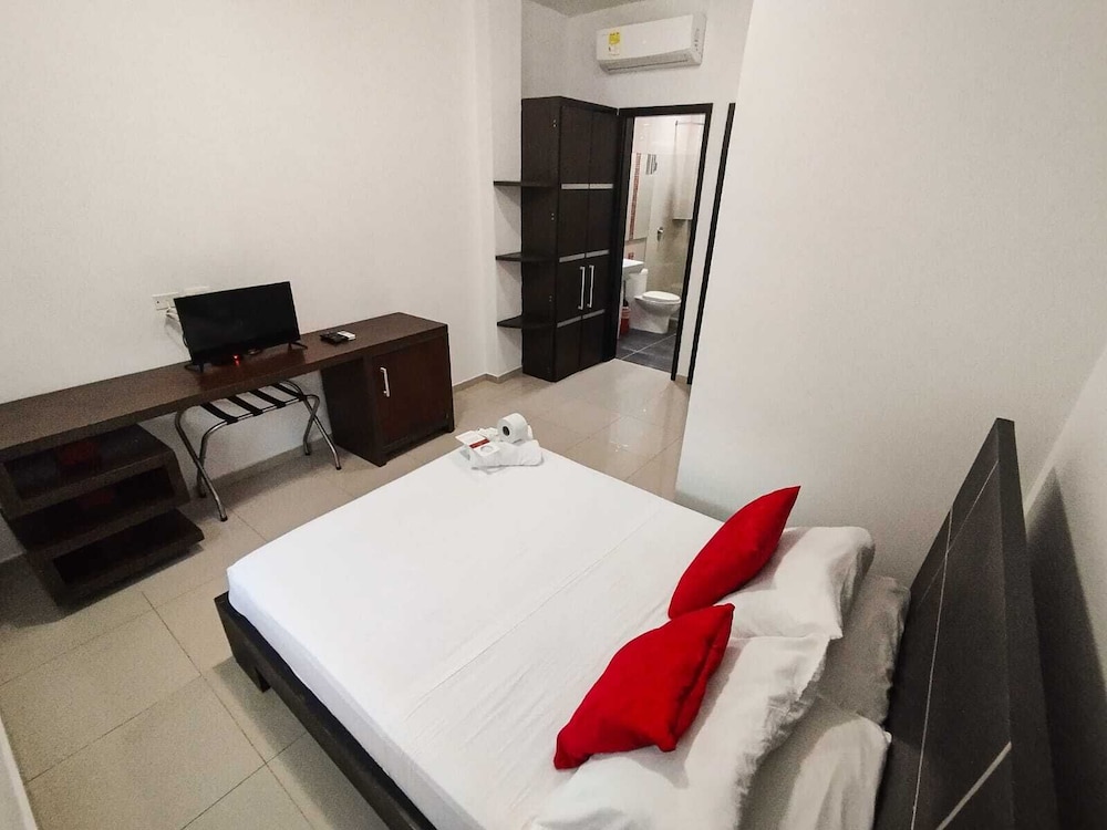 HOTEL OR 23/38