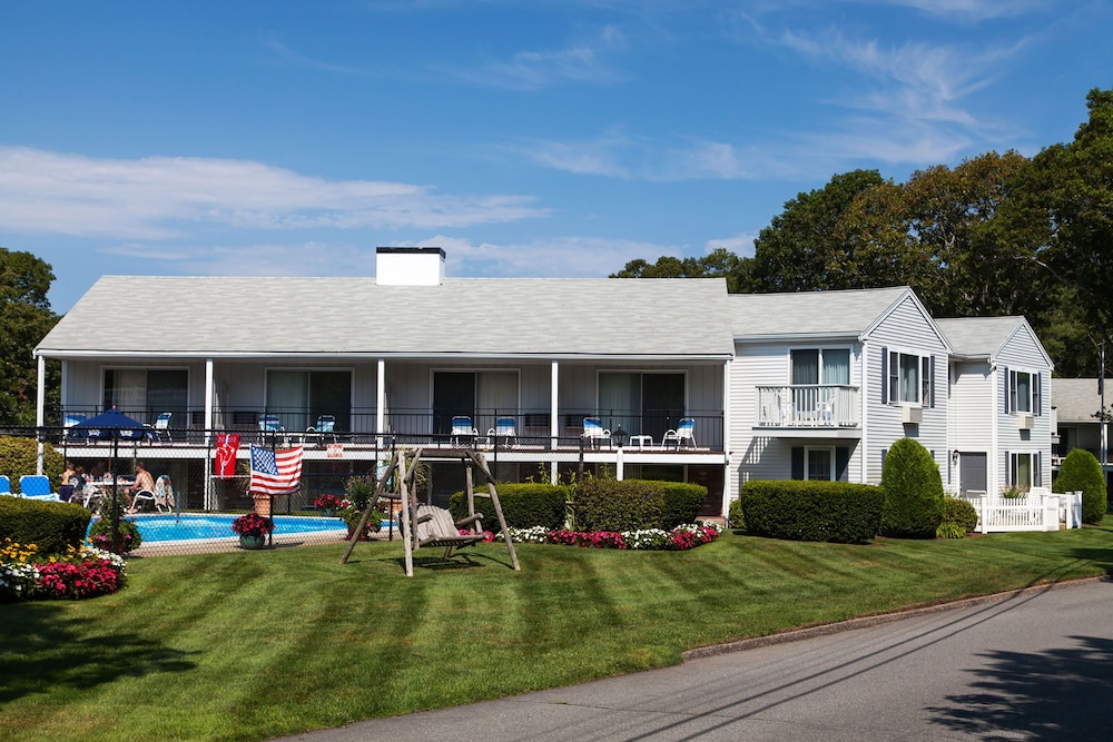 Blue Rock Resort 1/70