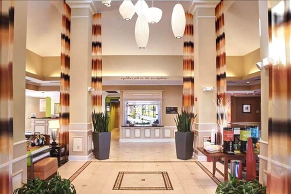 Lobby at Hilton Garden Inn Cleveland Airport, CLEVELAND - OH