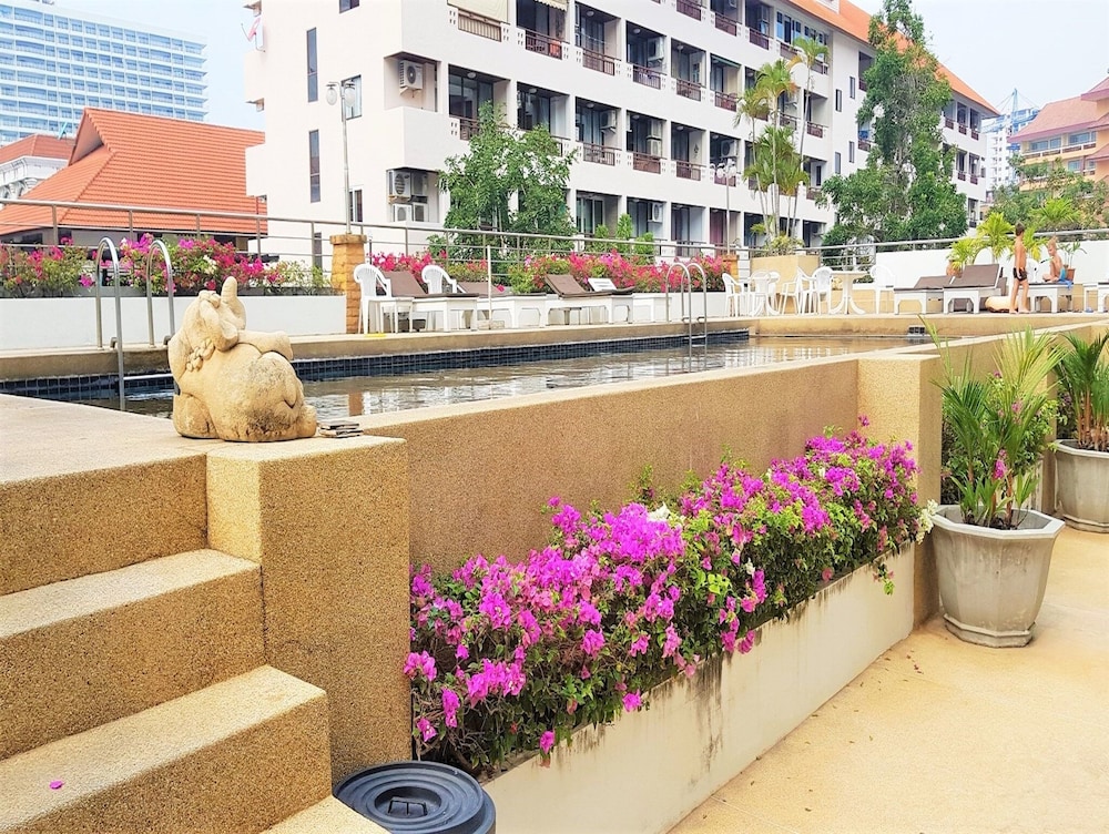 Jomtien Plaza Residence 18/50