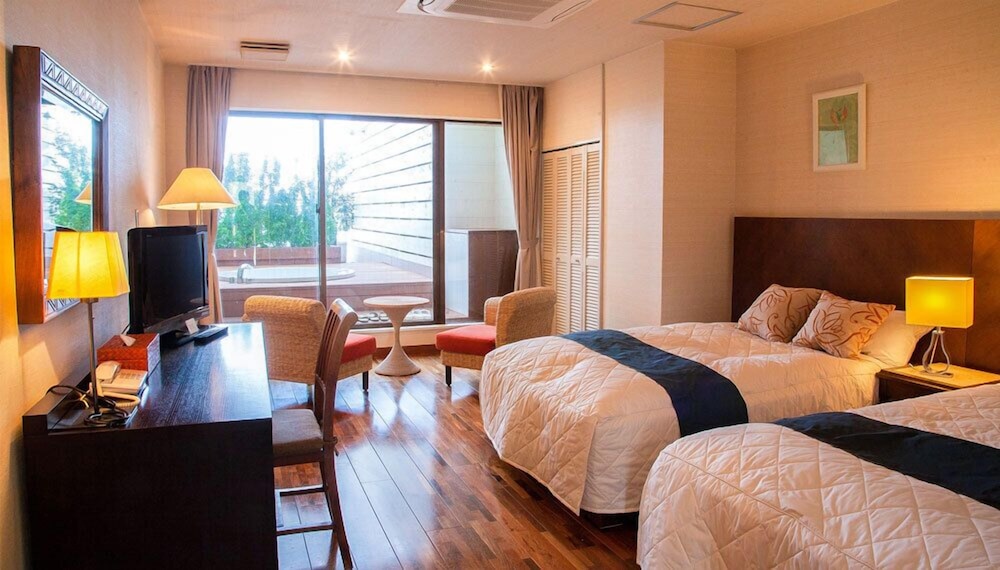 Sayan Terrace Hotel & Resort 20/48