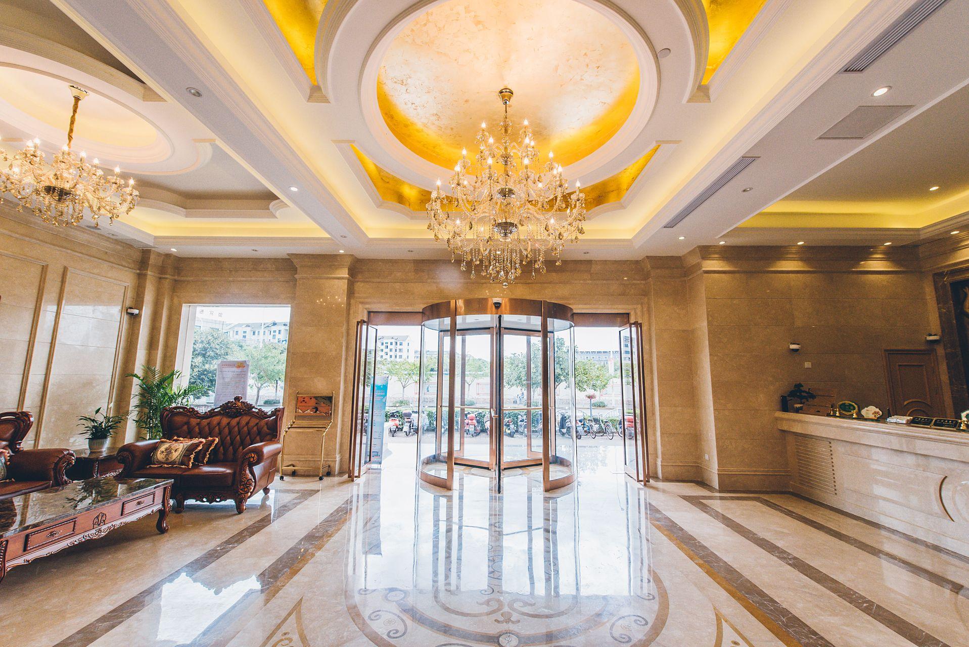 Vienna International Hotel (Shanghai Waigaoqiao Free Trade Zone Yanggao North Road) 10/28