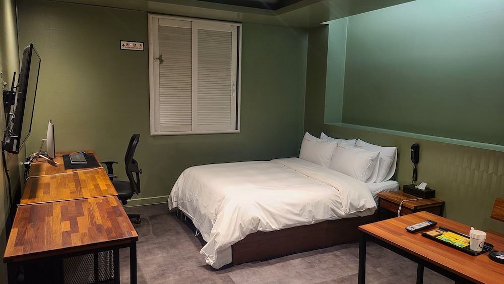Rosenheim Hotel 14/34
