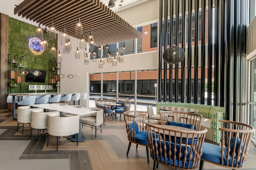 Fairfield Inn & Suites by Marriott Virginia Beach Town Center 15/20