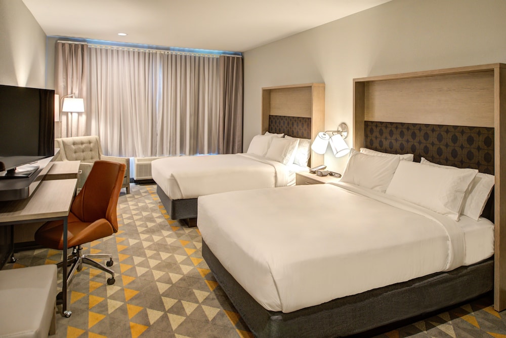 Holiday Inn Hotel Suites Houston West Katy Mills 6/54