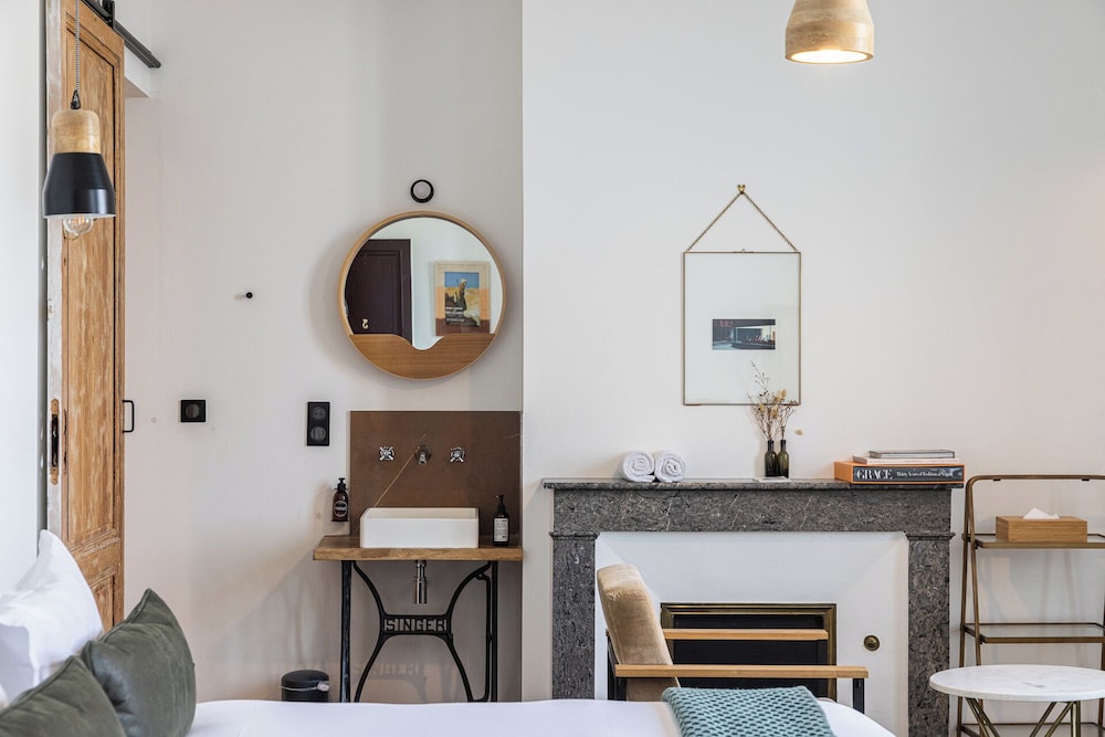 Casa Blanca B&B 7/50