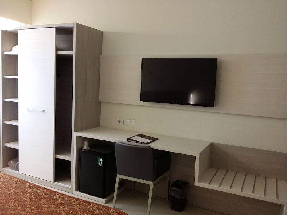 Alfa Fiera Hotel 42/44