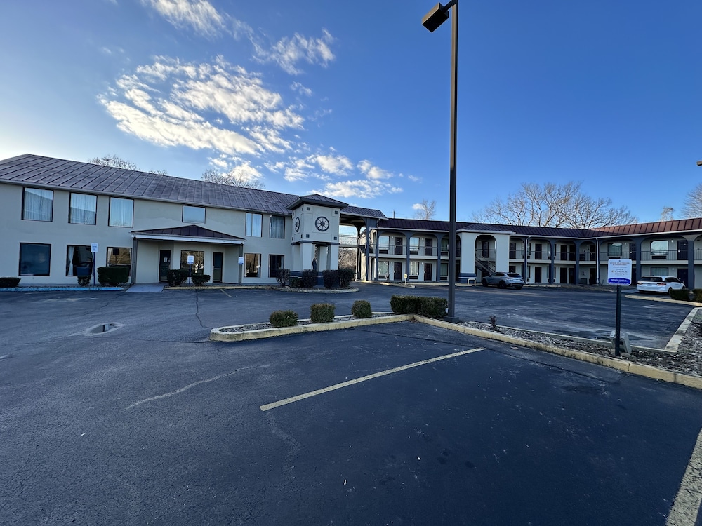 Quality Inn Ashland, KY 58/66