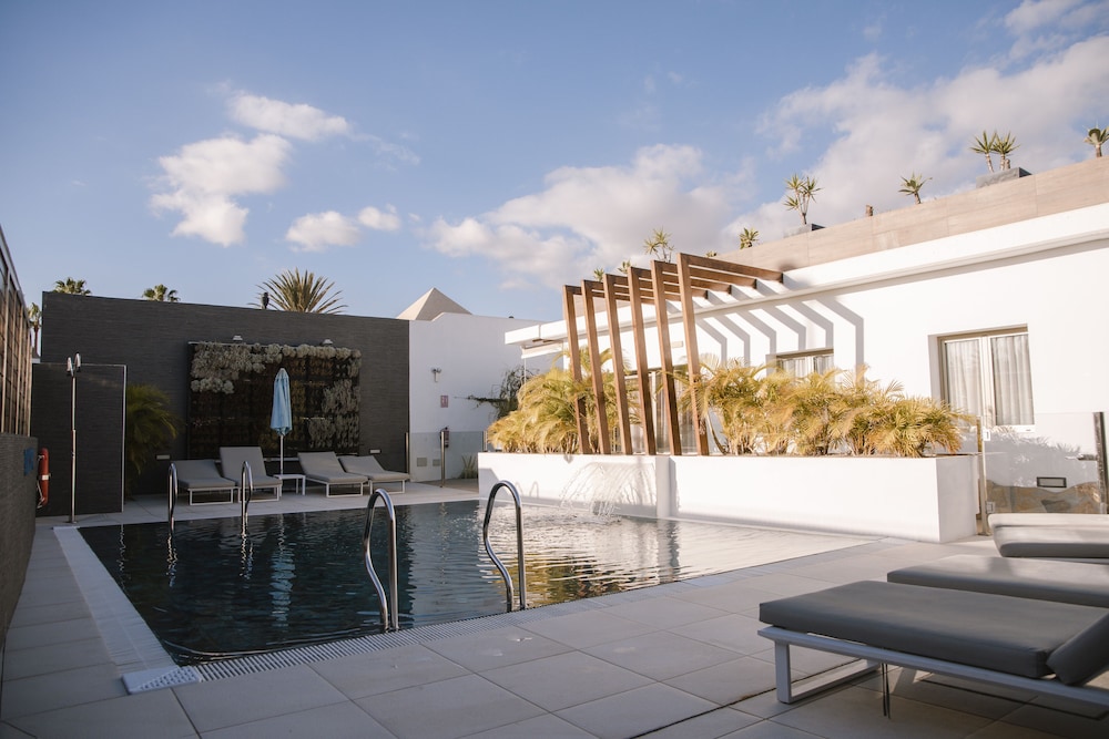 Silvi Villas by TAM Resorts 13/39