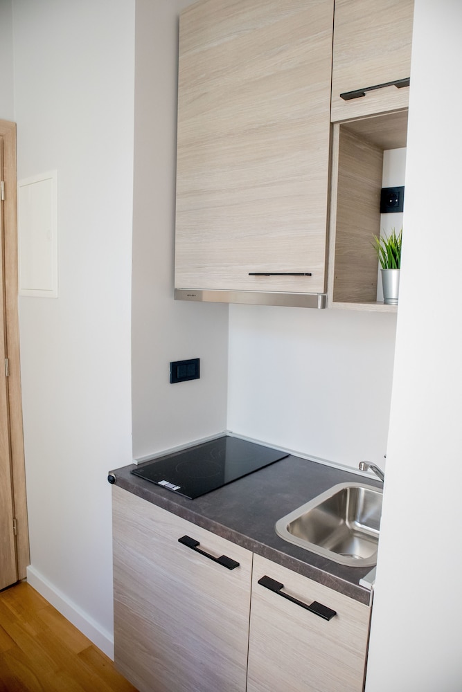 Zagreb City Vibe Apartments & Rooms 33/41