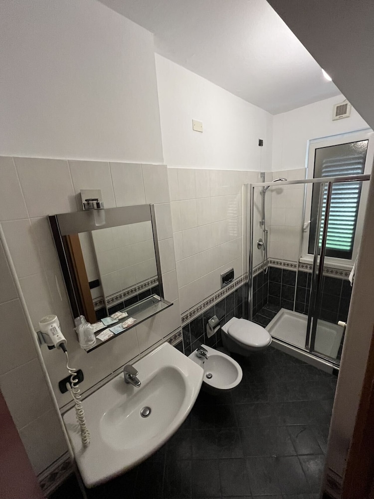 Hotel Parma 57/57