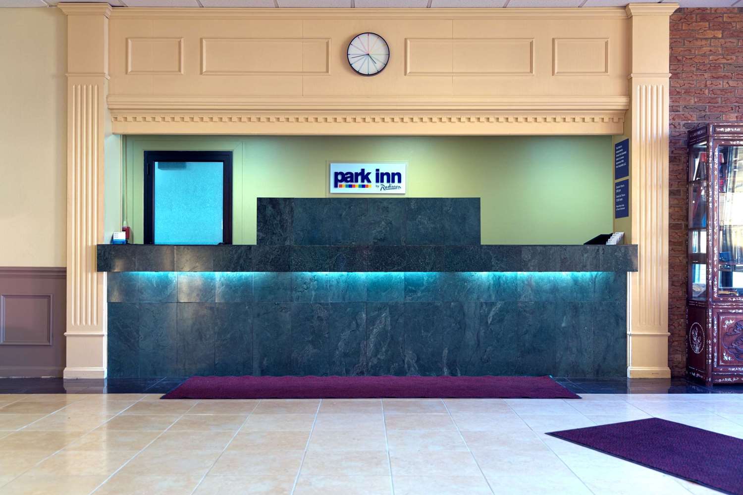 Park Inn by Radisson Sharon, PA 8/51