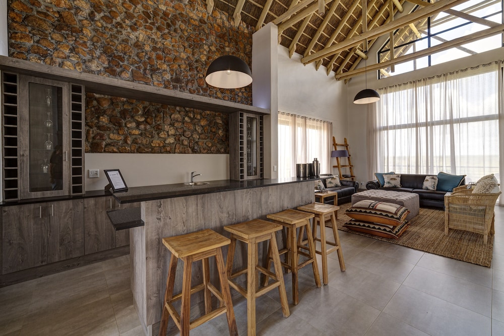 Naankuse Lodge 12/65