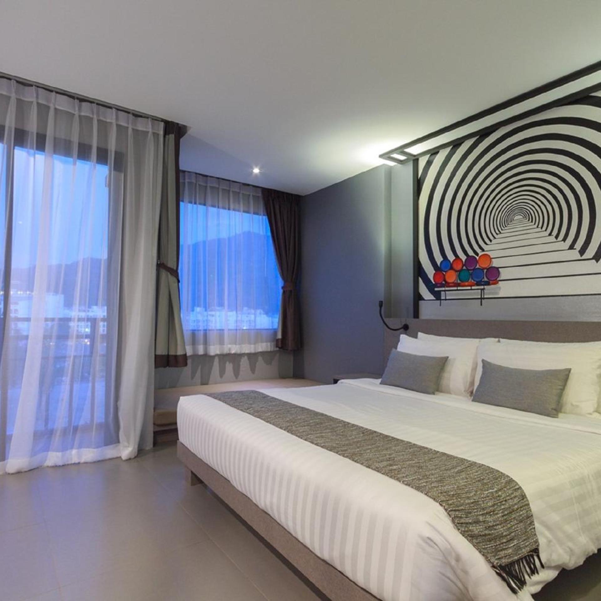 Relax, Master, Double or Twin Bed