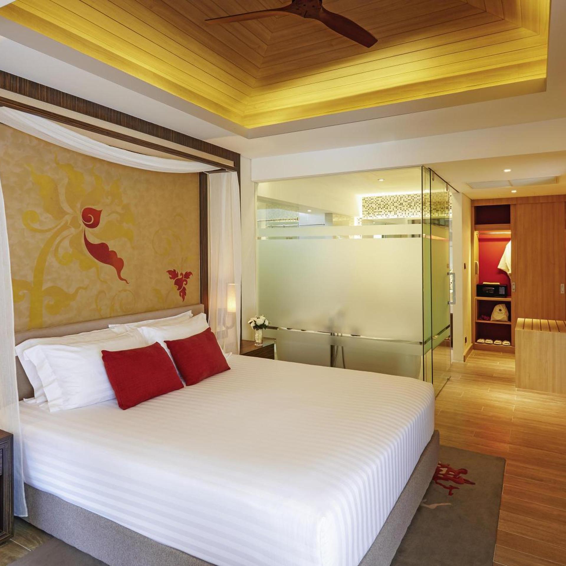 2 Bedrooms, Pool, Villa, Sofa