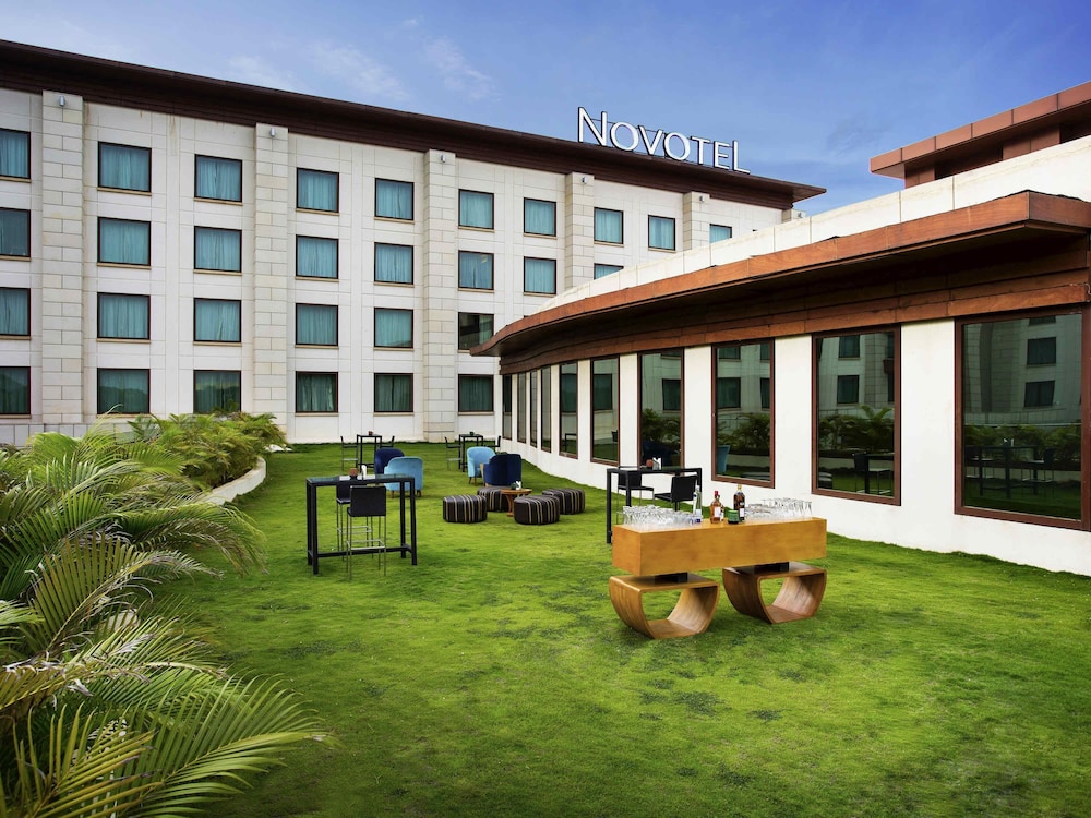 NOVOTEL HYDERABAD AIRPORT 69/71