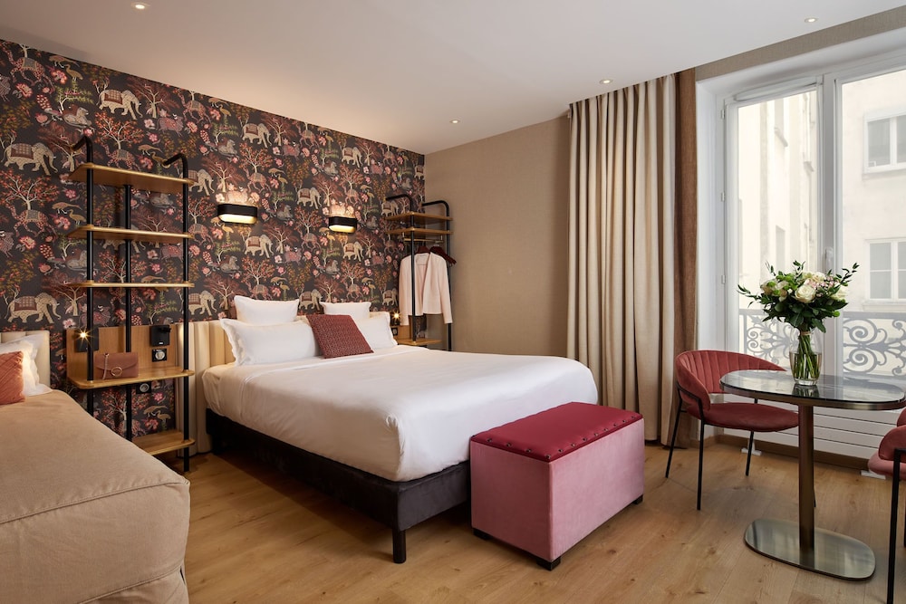 Hotel Tourisme Avenue 24/78