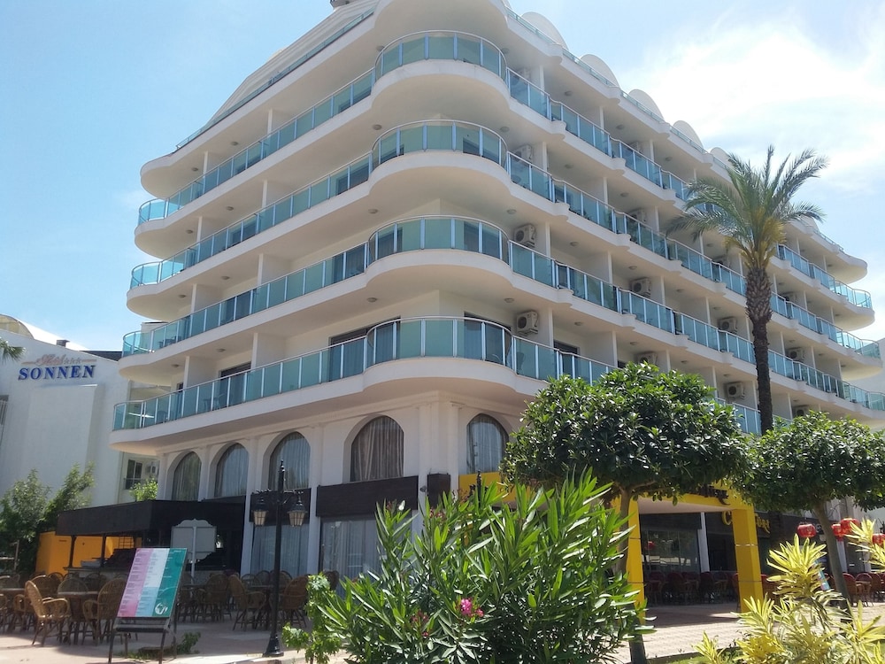 Cihanturk Hotel 8/72
