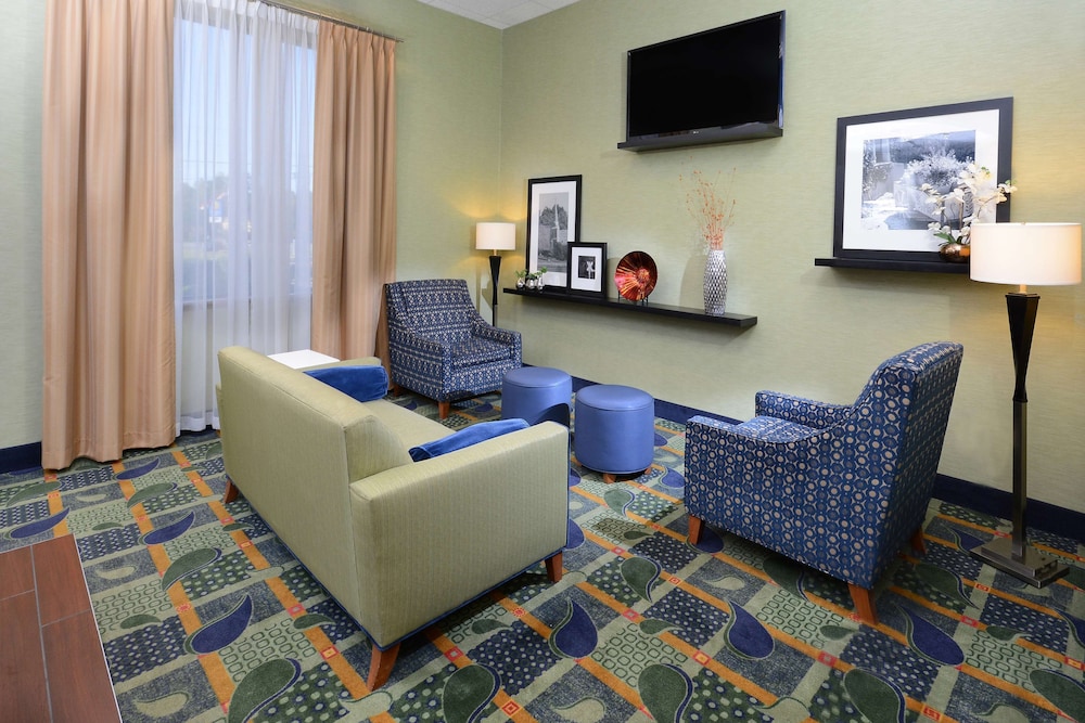 Hampton Inn High Point 40/52
