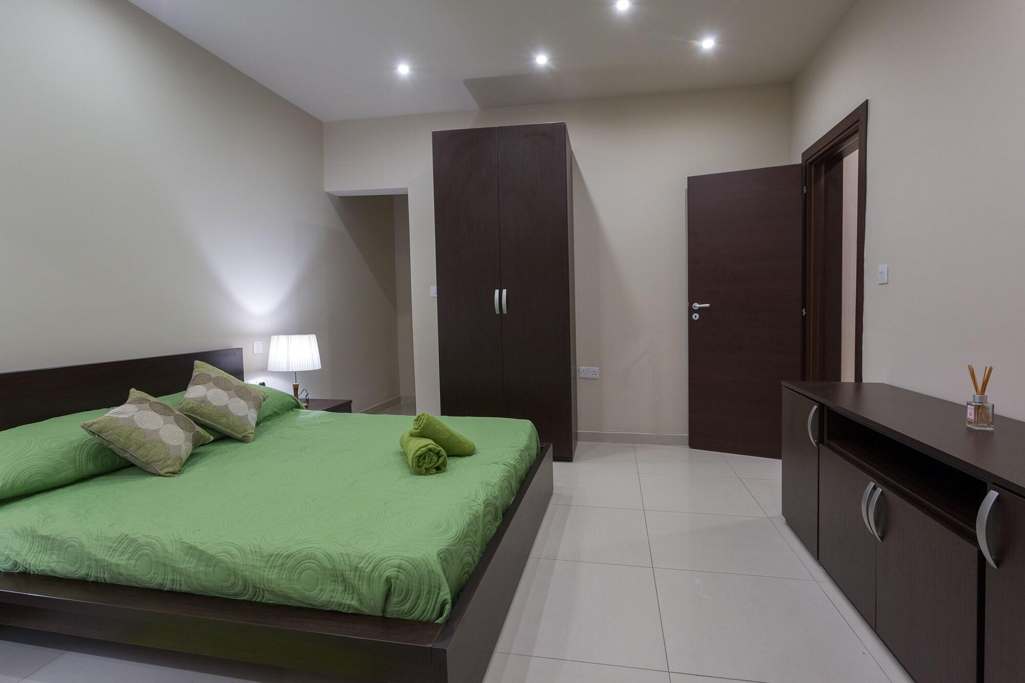 3 Bedrooms, Design, Kitchen