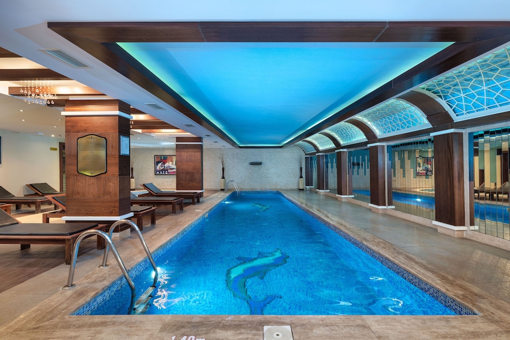 Delta Hotels by Marriott Antalya Lara - Adult Only 18 Plus 8/33