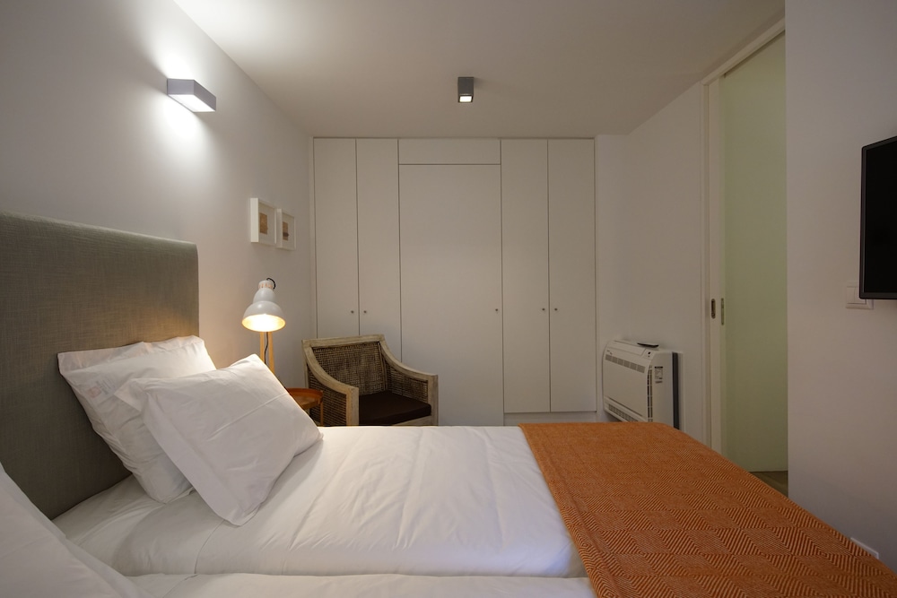 2 BEDROOMS, FAMILY, APARTMENT, TWIN BEDS, SOFA