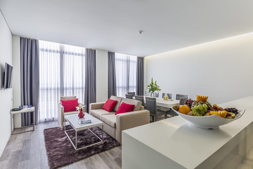 Melia Maputo Sky 33/66