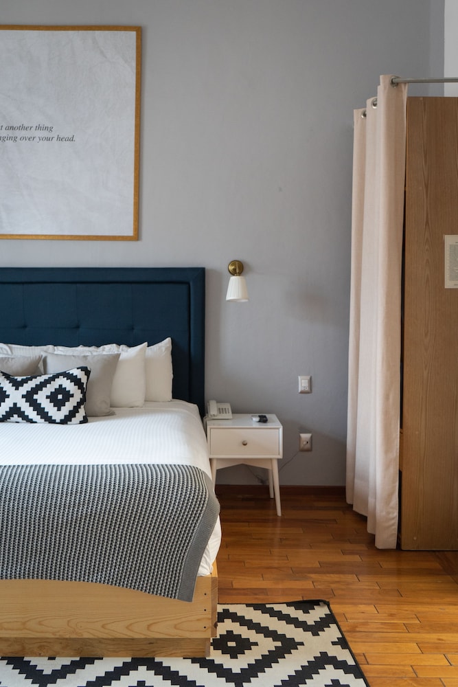 Hotel Markee 24/50