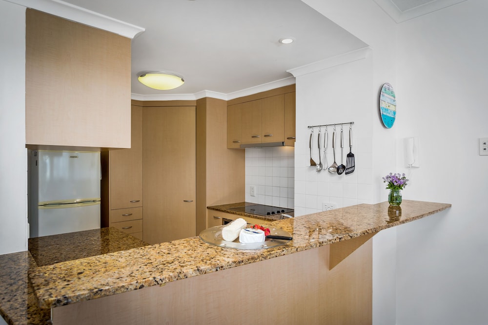 Kirra Beach Apartments 70/78