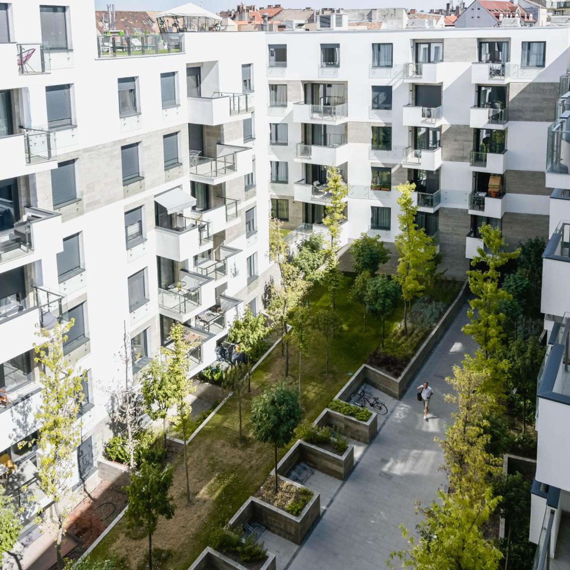 Elisabeth Downtown Apartments by FirstHost 1/50