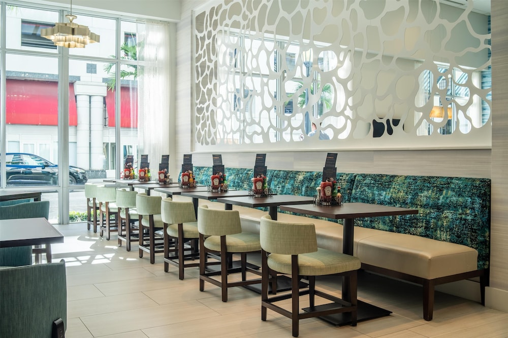Hyatt Place West Palm Beach/Downtown 57/70