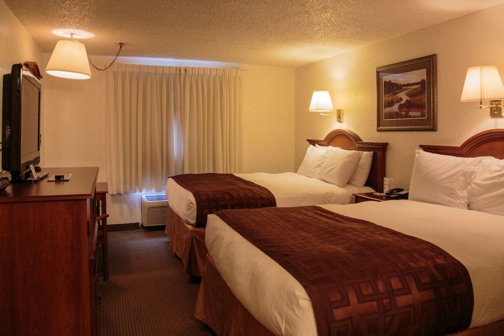 Richland Inn Suites 10/37