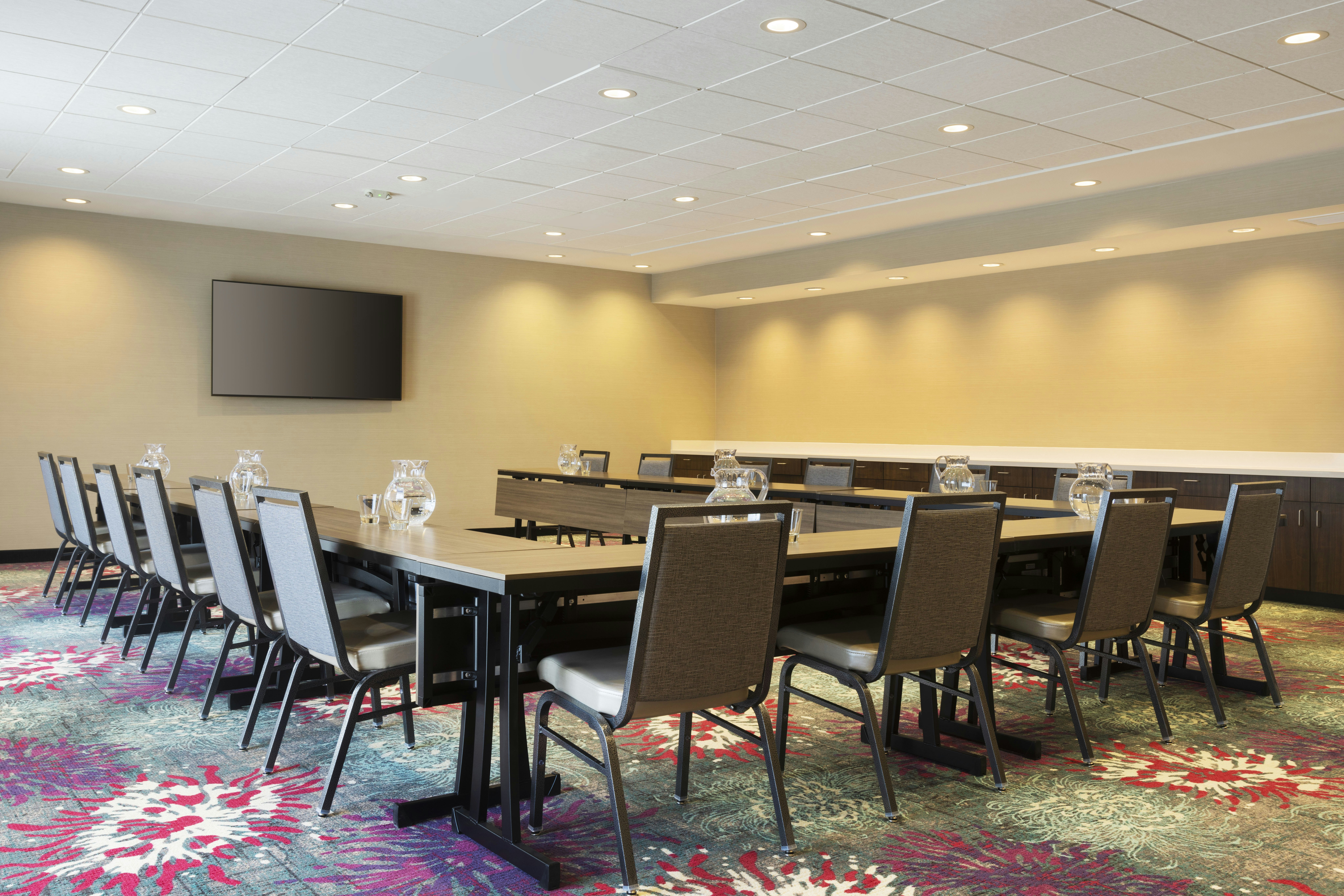 Home2 Suites by Hilton Clovis 28/34