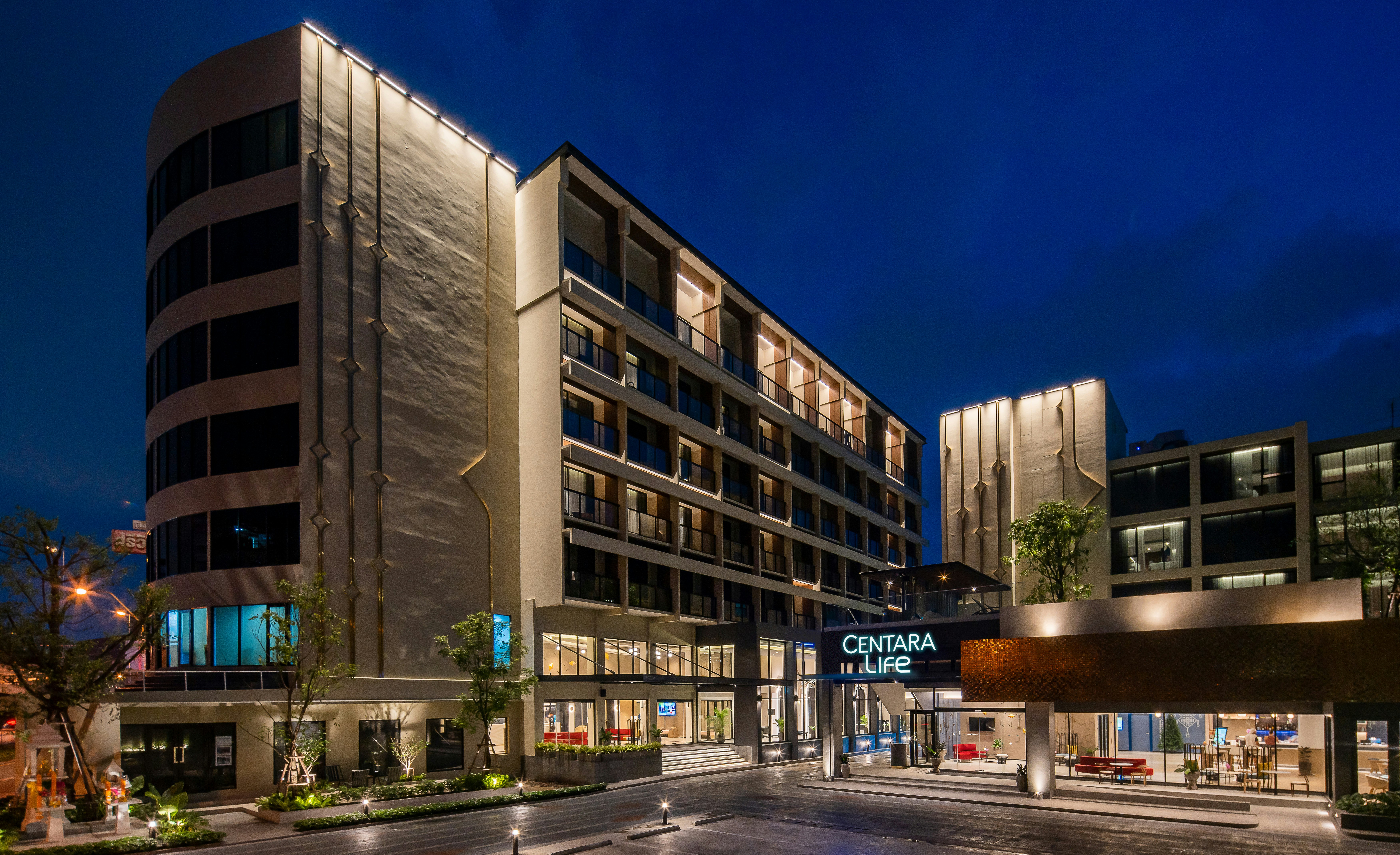 Centara Life Hotel Bangkok Phra Nakhon 56/67
