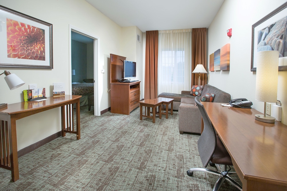 STAYBRIDGE SUITES AUGUSTA 51/64