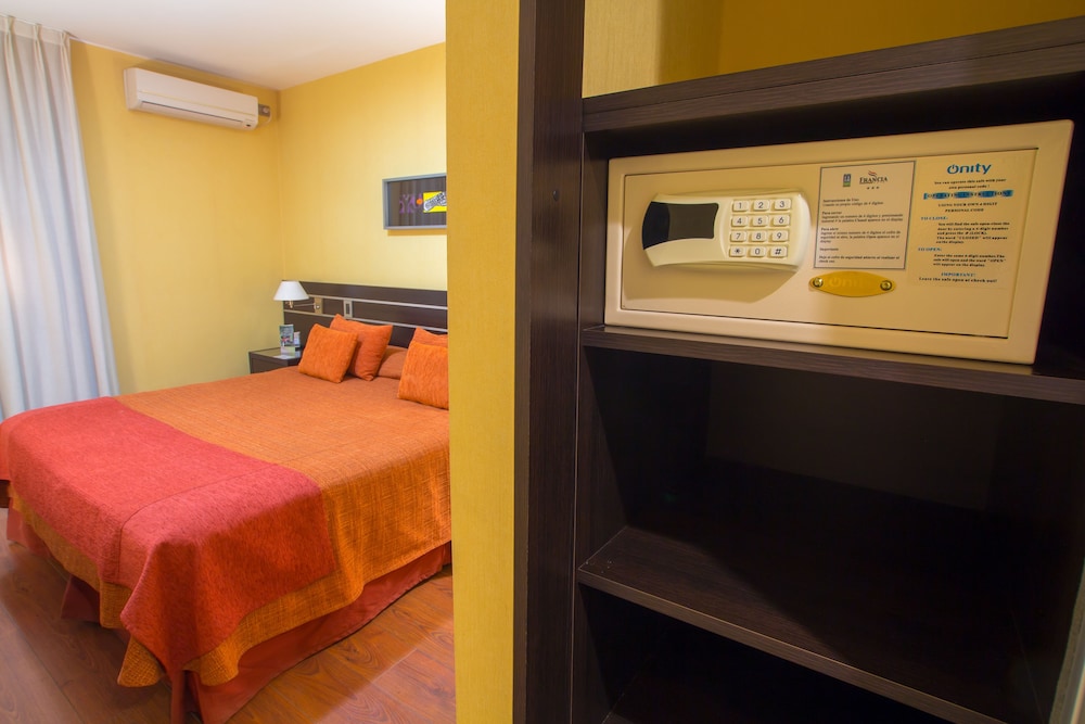 Hotel Francia 18/39