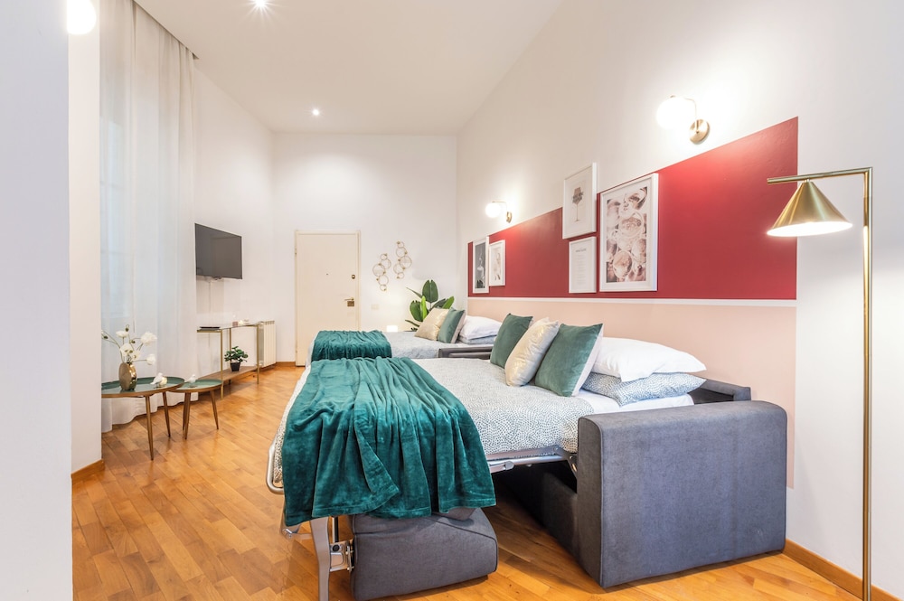 Wine Apartments Florence Moscato 36/47