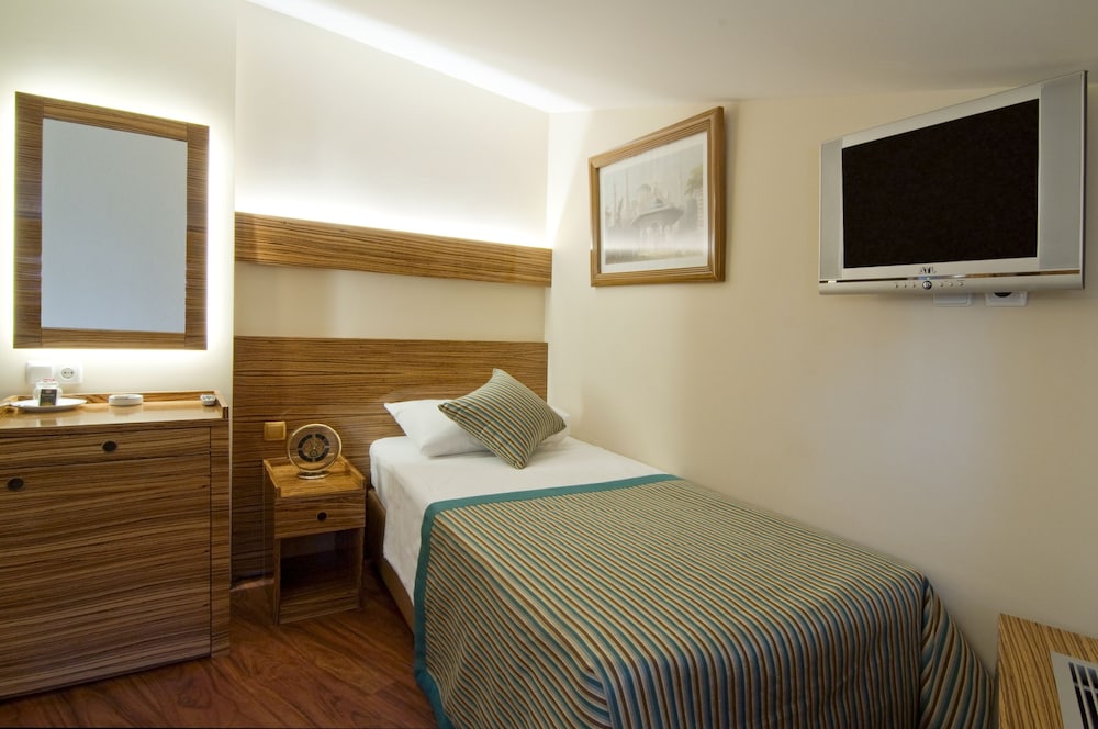 STANDARD, SINGLE, SINGLE BED
